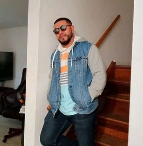 Meet your Posher, Ezequiel